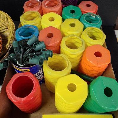 C21: Patio Lights and Festive Plate Liners Outdoor Dining