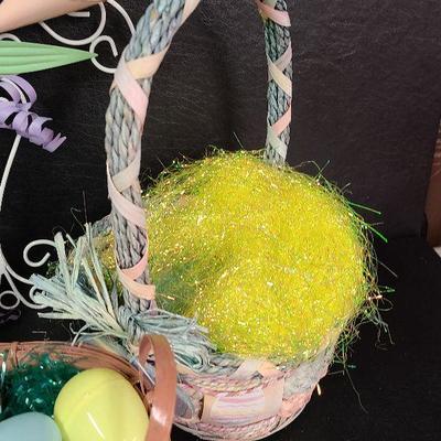 C226: Easter Baskets, Bunnies and More