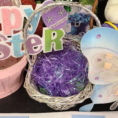 C228: Easter Decorations, Placemats and More