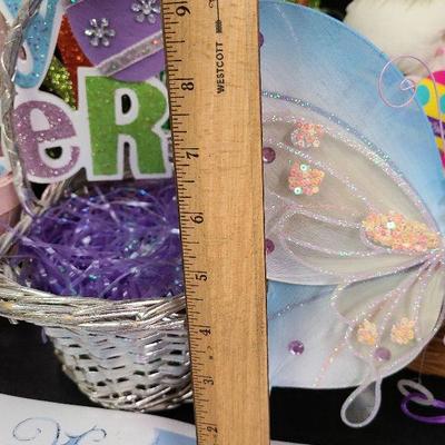 C228: Easter Decorations, Placemats and More