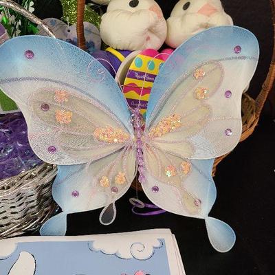 C228: Easter Decorations, Placemats and More