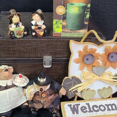 C231: Fall/ Thanksgiving Decorations and Candle