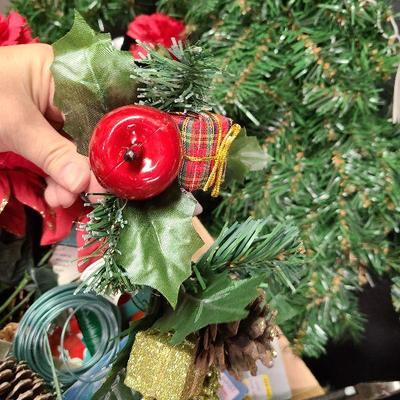 C234: Holiday Wreath Making Supply lot