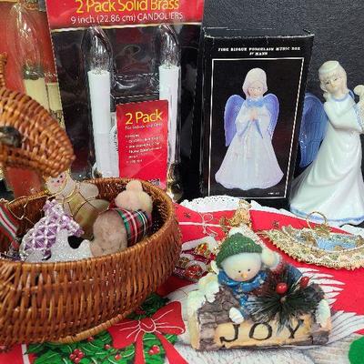 C237: Window Candles and More