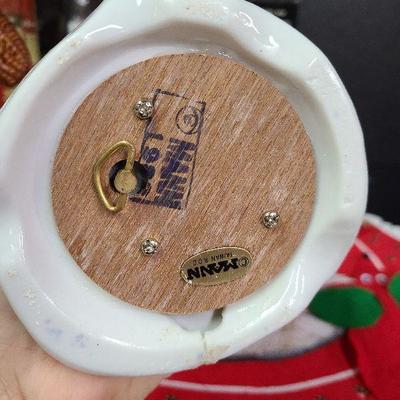 C237: Window Candles and More