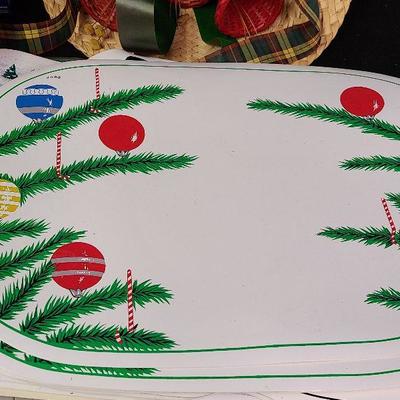 C243: Holiday Rubbermaid, Decorative Ziplocks, Dishtowels and More