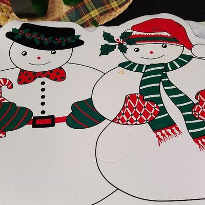 C243: Holiday Rubbermaid, Decorative Ziplocks, Dishtowels and More