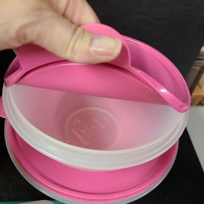 C244: Tupperware Lot