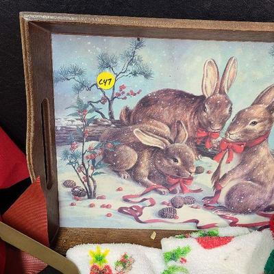 C247: New Holiday Bows, Dishtowels, Metal Wreath Holder, and more