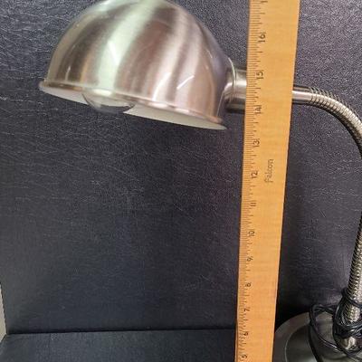C49: Silver Goose-neck Desk lamp