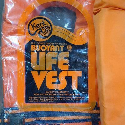 C50: Life Vests and Beach Towel Lot