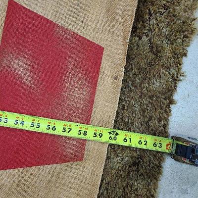 C51: Flat Burlap Wall Christmas Tree