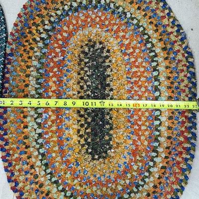 C53: Small Oval Area Rugs