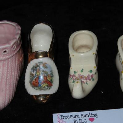 Small porcelain shoes 