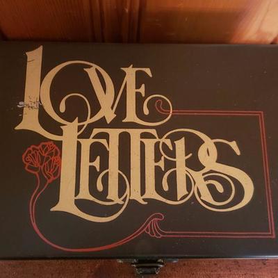 2-225: Vintage Love Letters Metal Box
