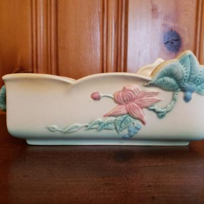 2-226: Vintage Hull Pottery