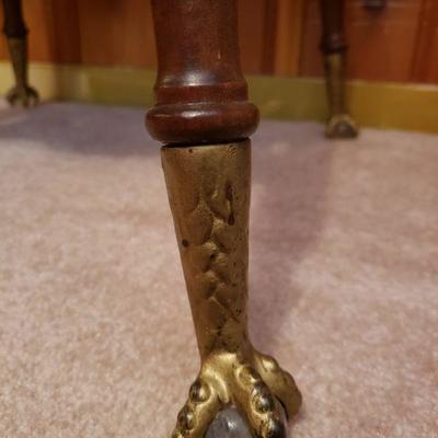 2-230: Antique Claw & Ball Foot Table 