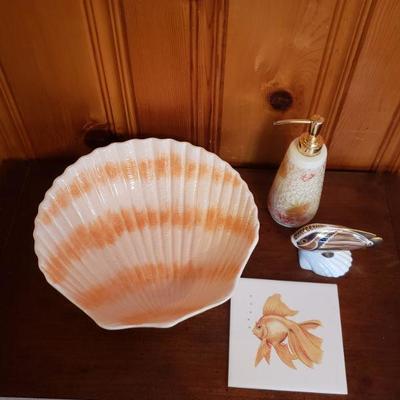 2-232: Seashore Decor