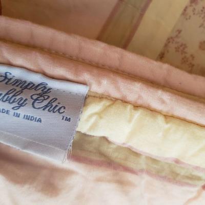 2-236: Queen or Full Size Quilt