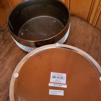 2-241: (2) Decorative Bowls