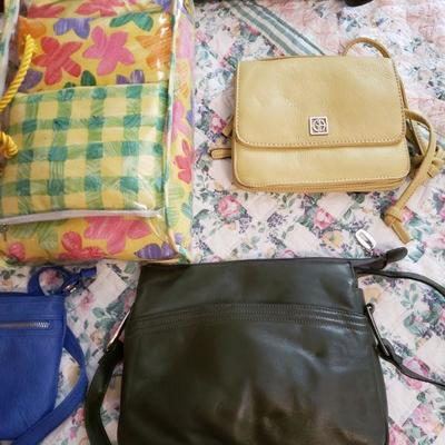 2-242: Purse Lot