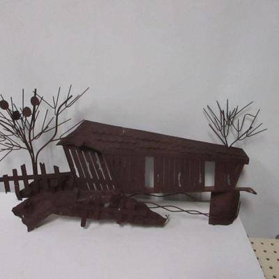 Lot 187 - Old Vintage 1974 Enesco Imports Covered Bridge Metal Art Wall Sculpture