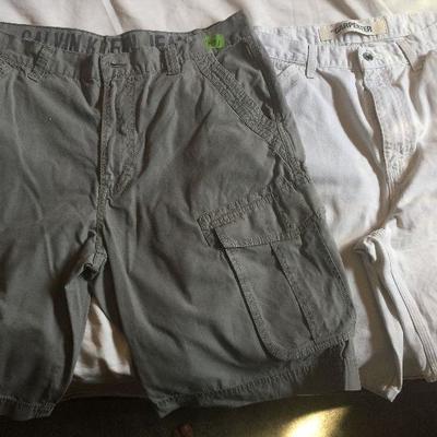 M 30: Tommy Hilfinger woven shorts (2) 36w