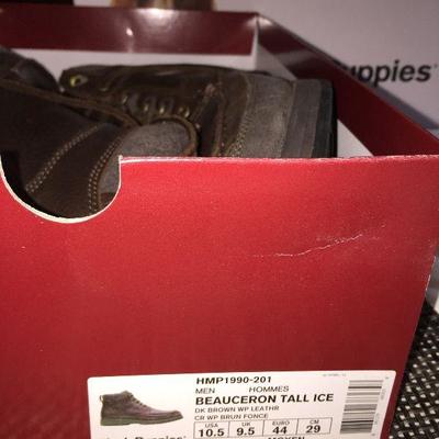 S 60a S 60b: Hushpuppie boots,brown 10.5, New