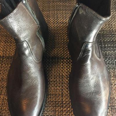 S 66: Mario Fagni brown leather boots, 9.5