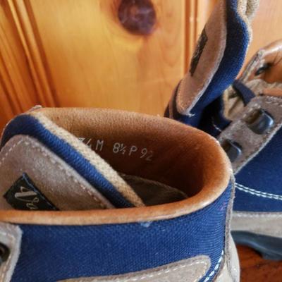 2-255: Italian Gore Tex Boots Womens