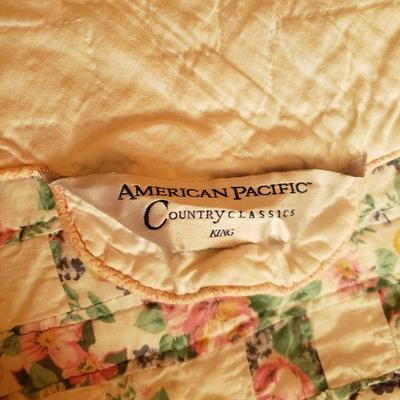 2-270: King Size American Pacific Quilt 