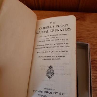 2-279: Antique Catholic Items