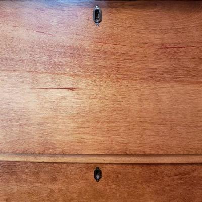 2-280: Antique Dresser