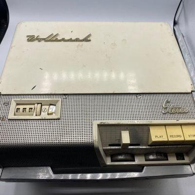Vintage Wollensak Reel to Reel Magnetic Tape Recorder