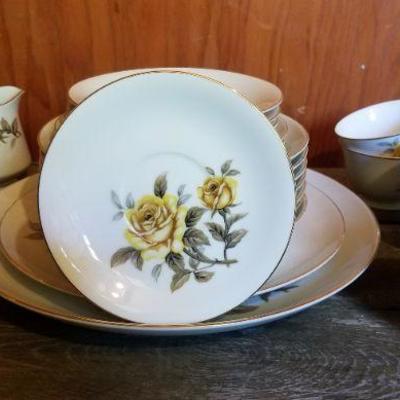 Lot 2-293: Vintage Fine China Set by NORLEANS