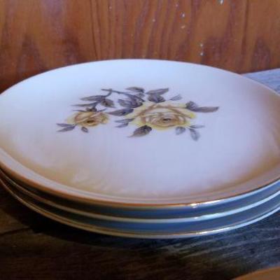 Lot 2-293: Vintage Fine China Set by NORLEANS