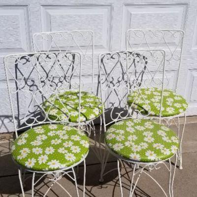 Lot 2-300: Vintage Mid Century Modern Metal Outdoor Chairs w/ Original Green Cushions 34" Tall
