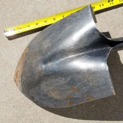 Lot 2-309: Vintage 40" STANLEY Shovel 
