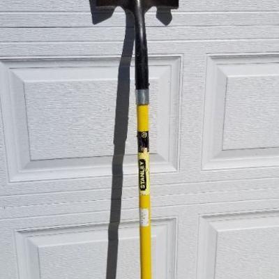 Lot 2-311: 55" Stanley Shovel 