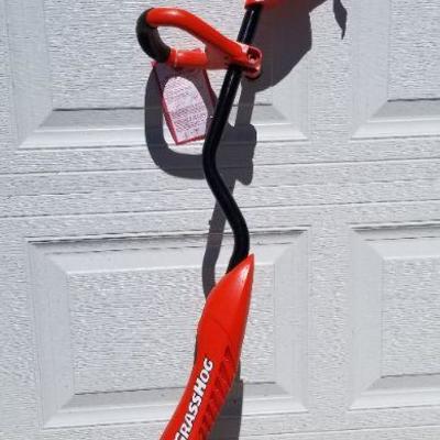Lot 2-312: Black and Decker AFS System Plug In Weed Trimmer