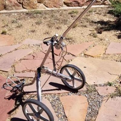 Lot 2-318: Vintage Golf Bag 3-Wheel Cart