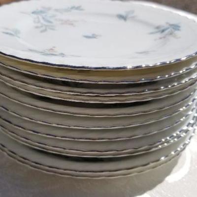 Lot 2-319: Vintage Fine China Dinnerware Set by FRANCONIA