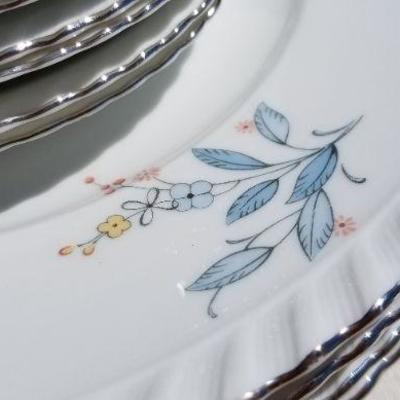Lot 2-319: Vintage Fine China Dinnerware Set by FRANCONIA