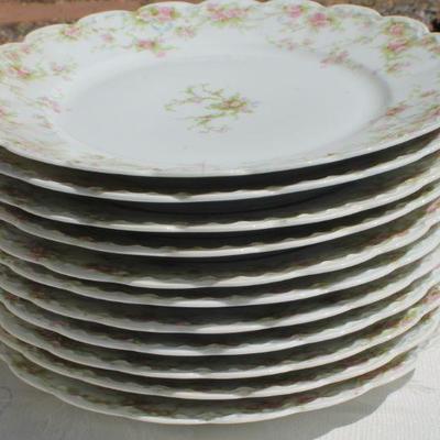 Lot 2-320: HUGE Antique/Vintage LIMOGESâ„¢ France China Set w/ Covered Dishes. 