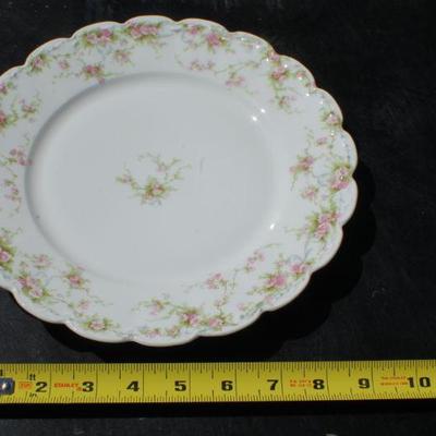Lot 2-320: HUGE Antique/Vintage LIMOGESâ„¢ France China Set w/ Covered Dishes. 