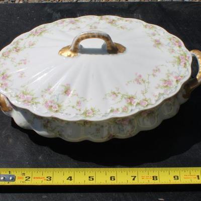 Lot 2-320: HUGE Antique/Vintage LIMOGESâ„¢ France China Set w/ Covered Dishes. 
