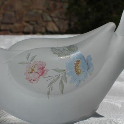 Lot 2-328: Vintage Hand Painted Accent Art Glass Bird Sculpture