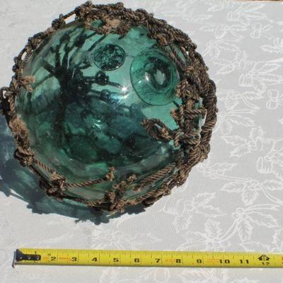 Lot 2-339: Vintage 9" Diameter Light Blue Japanese Fishing Ball w/ Original Net 