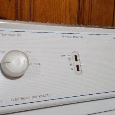 Lot 2-346: MAYTAG Dryer w/ DRYNESS MONITOR Tested A+
