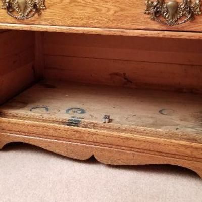 Lot 2-352: Antique/Vintage PIONEER FURNITURE COMPANY Night Stand  34" x 18.5 x 27.5""